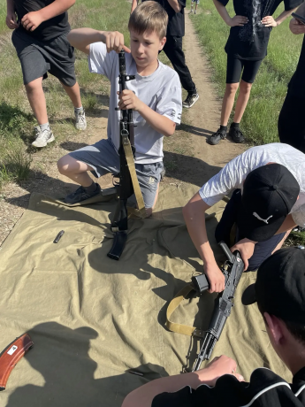 Военизированная эстафета,посвященная " Дню Пограничника"